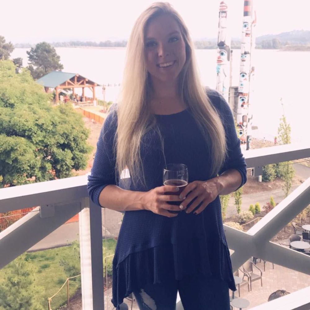 Meet your Posher, Tegan
